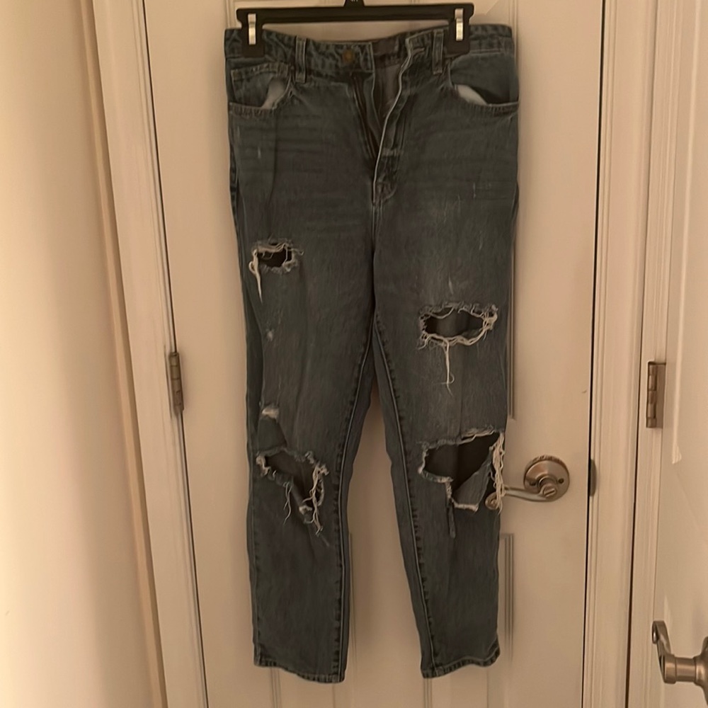 Indigo rising ripped jeans
